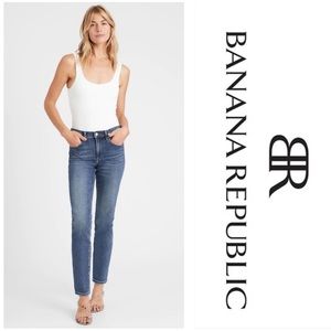 BANANA REPUBLIC High Rise Straight Jean Size 29